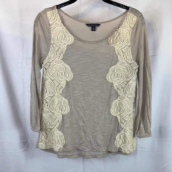 American Eagle Shirt Quarter Sleeves Floral Lace Overlay Crewneck Pullover Top - Picture 4 of 10